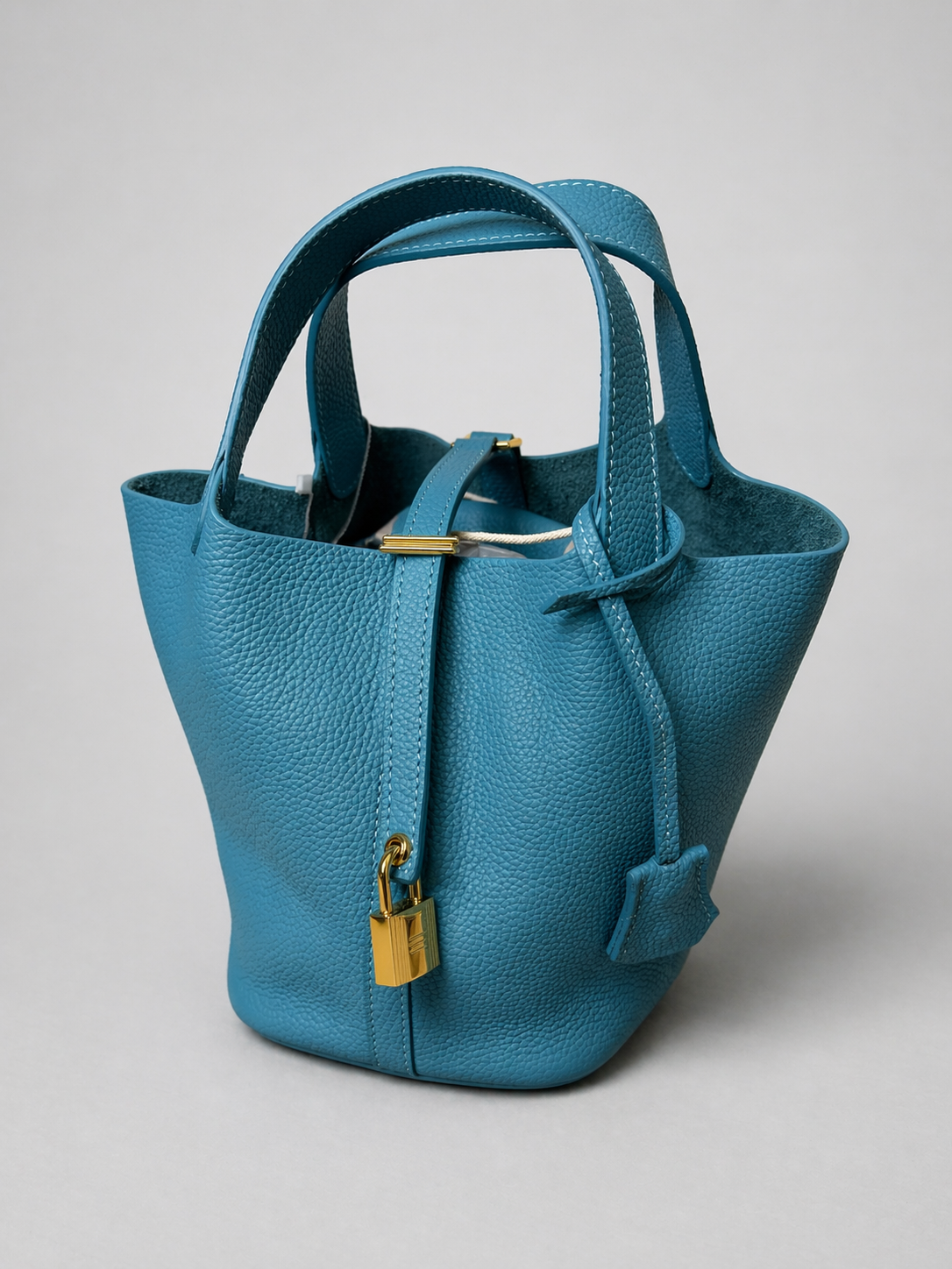 Stella Vesken - SS26 Edition